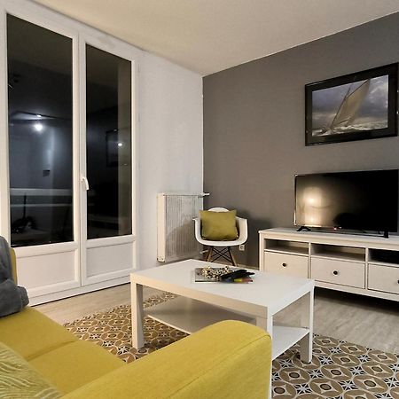 Joli T2 Lumineux Avec Balcon Et Wifi - Proche Cv Appartement Aix-en-Provence Buitenkant foto