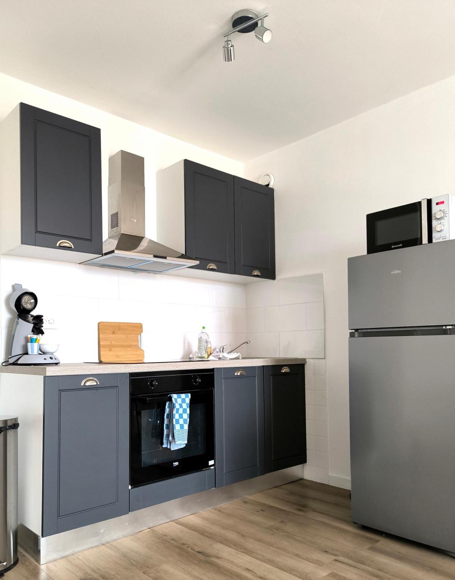 Joli T2 Lumineux Avec Balcon Et Wifi - Proche Cv Appartement Aix-en-Provence Buitenkant foto